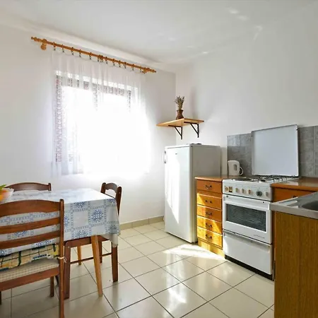 Zdenka Apartment *